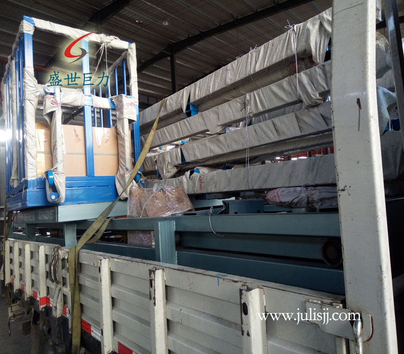 导轨式液压升降平台