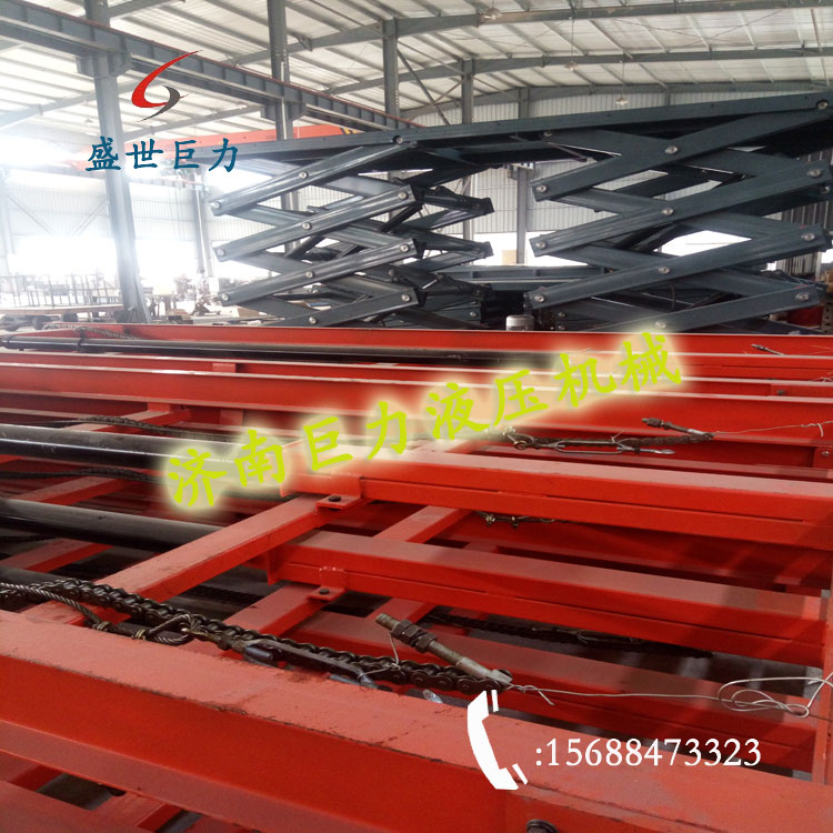 墨西哥客户定制多台导轨式升降机