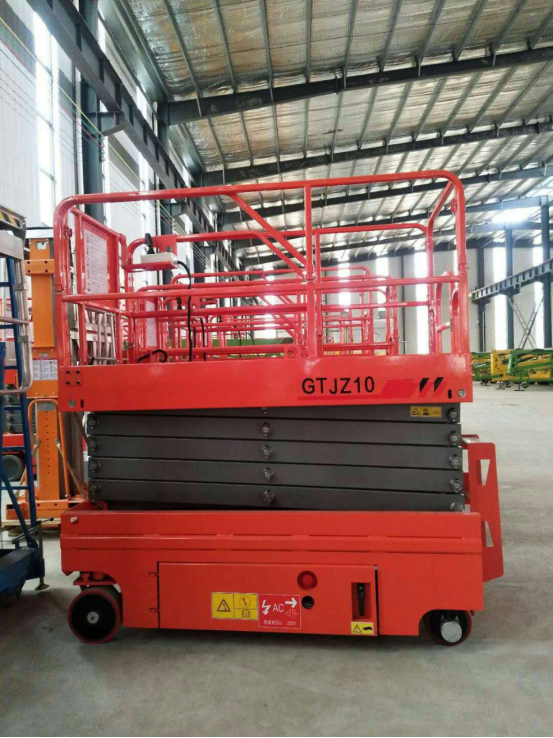 移动式液压升降机