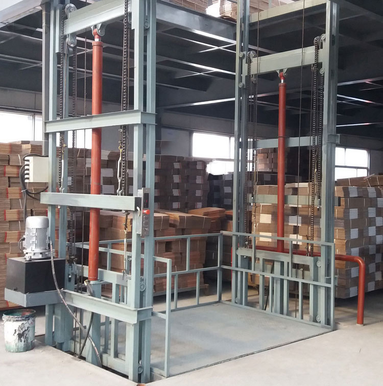 导轨式液压升降机